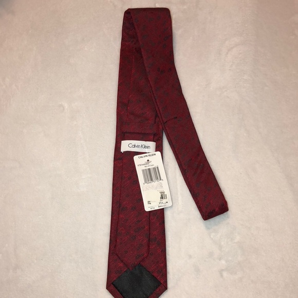 Calvin Klein tie - Picture 2 of 4